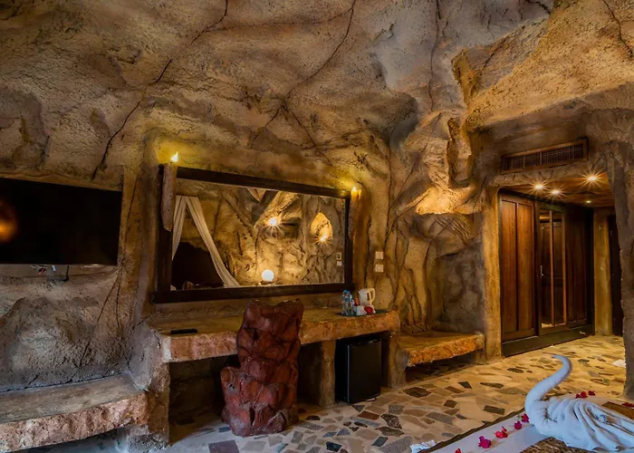 Caves Beach Resort Adults Only Hurghada
