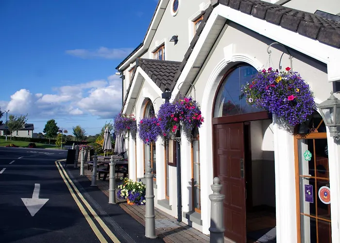 Rhu Glenn Hotel