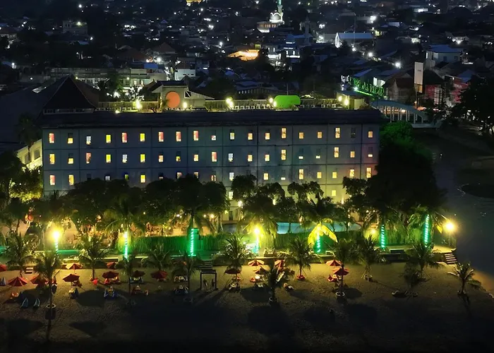Grand Singaraja Beach Hotel