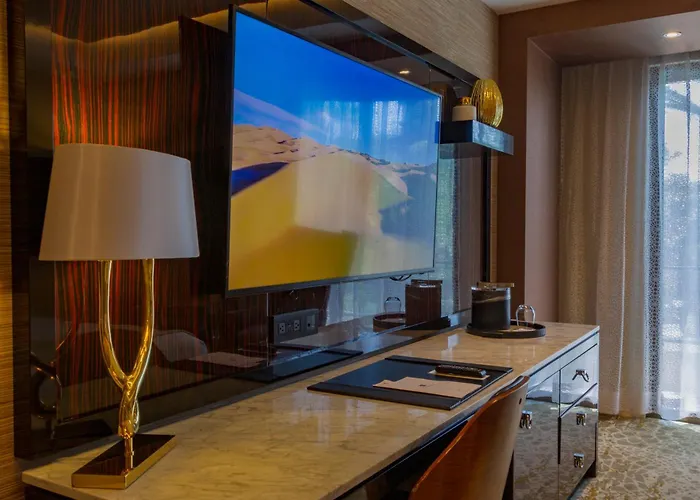 K Tower Boutique Hotel By Lucerna