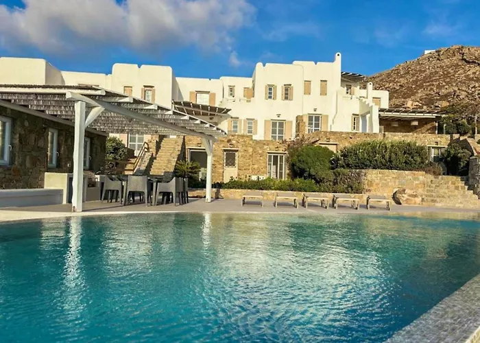 White Rock Suites & Villas