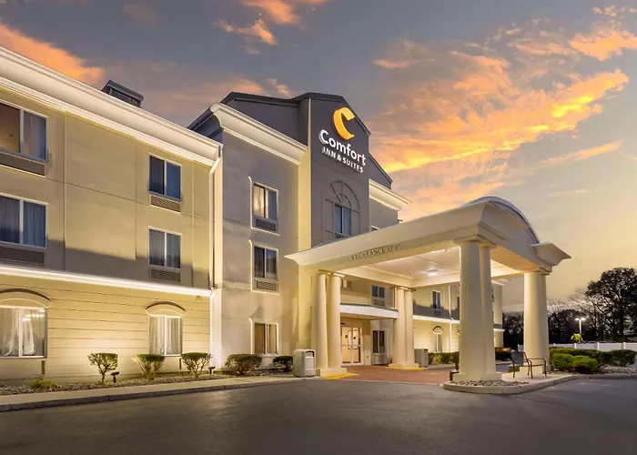 Comfort Inn & Suites Carneys Point - Pennsville