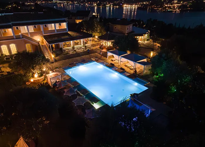 Nefeli Hotel