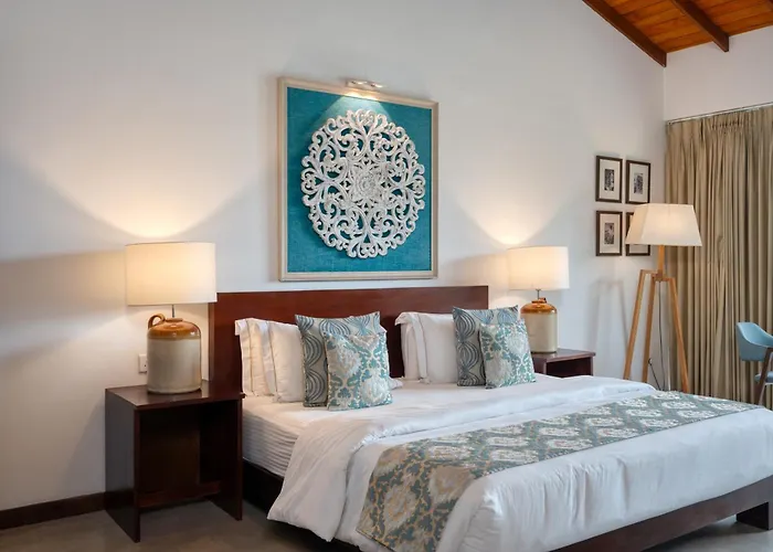 Mirissa Beach Villa