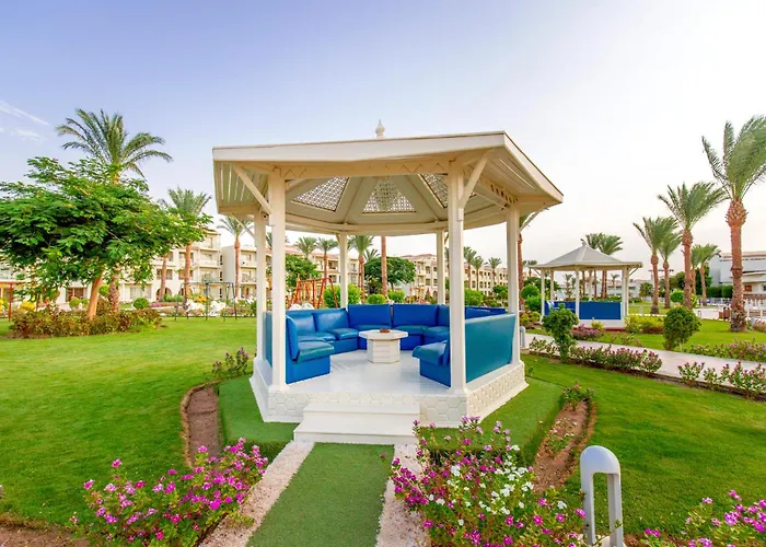 Pickalbatros Dana Beach Resort - Aqua Park Hurghada