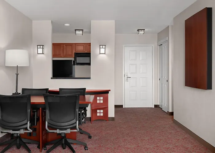 Larkspur Landing Extended Stay Suites Campbell