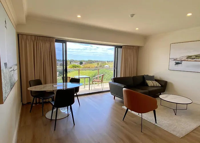 Lady Bay Hotel Normanville