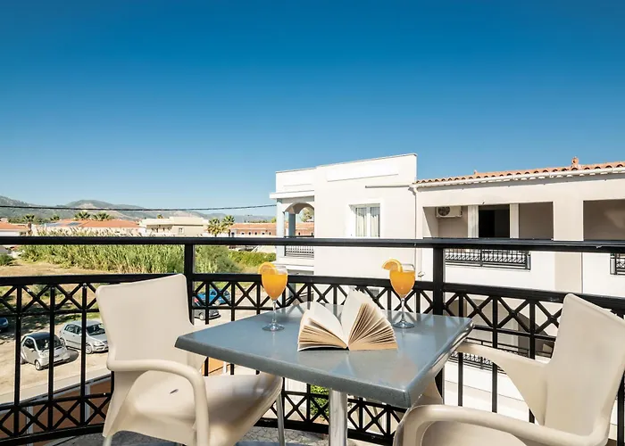 Karras Hotel Laganas