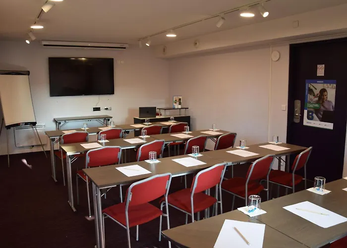 Brit Hotel Caen Herouville