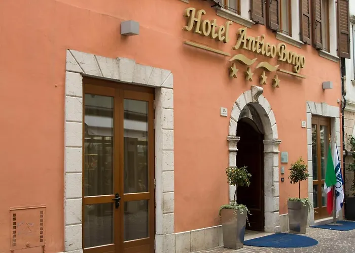 Hotel Antico Borgo