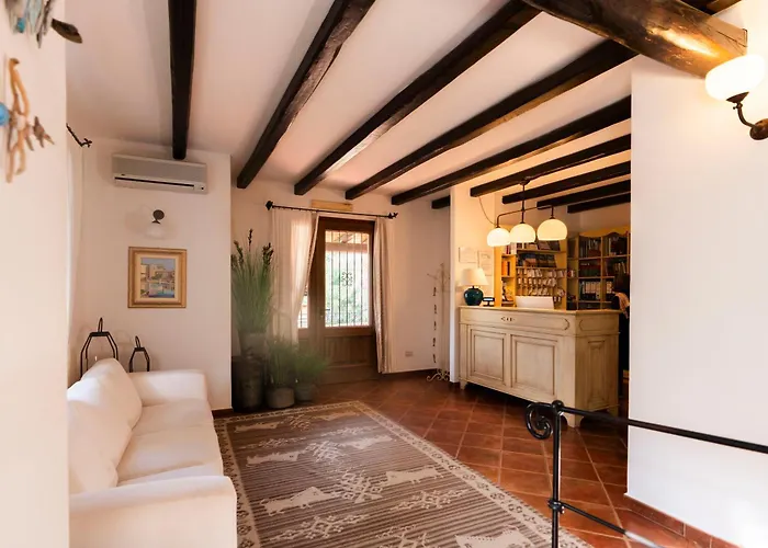 Borgo Degli Ulivi Aparthotel Àrbatax