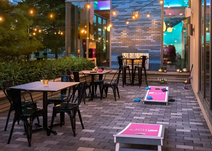 Aloft Boston Seaport District
