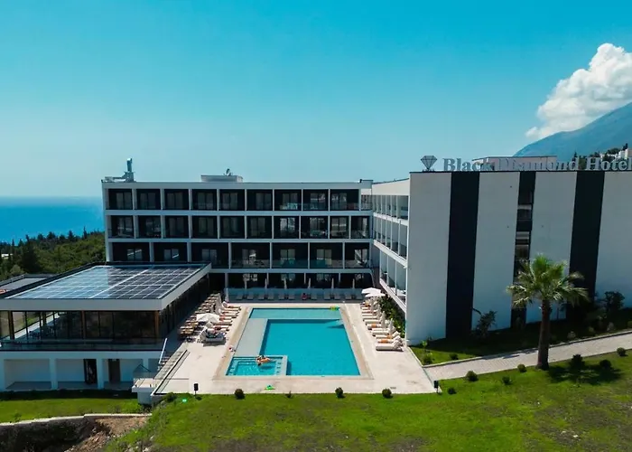 Black Diamond Hotel Dhermi