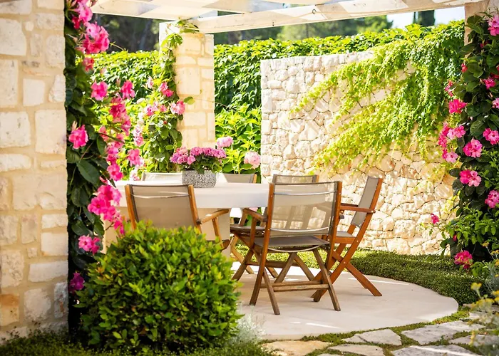 Hotel Lemongarden - Adults Only Sutivan