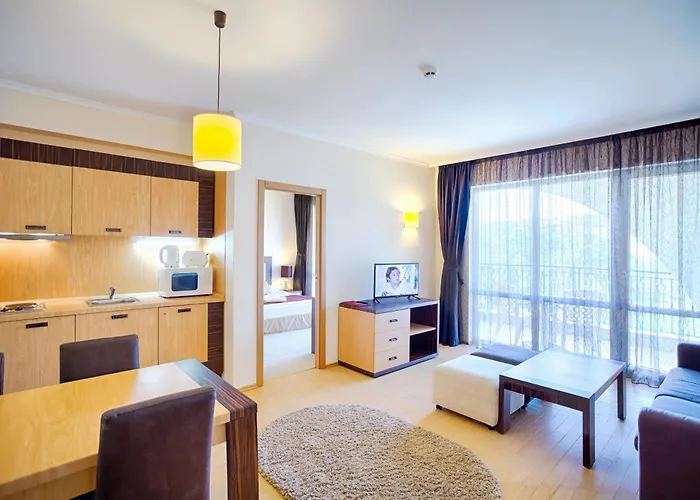 Dit Majestic Beach Apart Hotel
