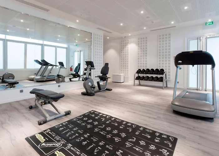 Ac Hotel By Marriott Paris Le Bourget Airport