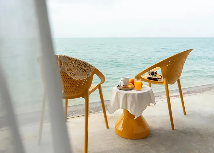 Escape Beach Resort - New Look&Improved Mae Nam