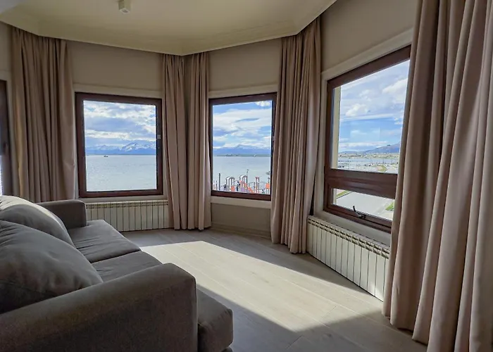 Hotel Costaustralis Puerto Natales
