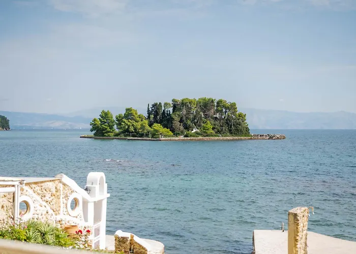 Pontikonisi & Suites-Adults Only