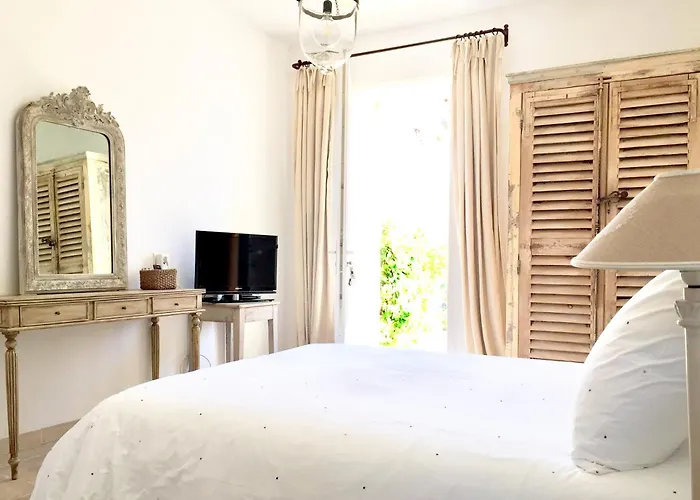 Bed and Breakfast Bastide de Fontvieille à Saint-Cyr-sur-Mer