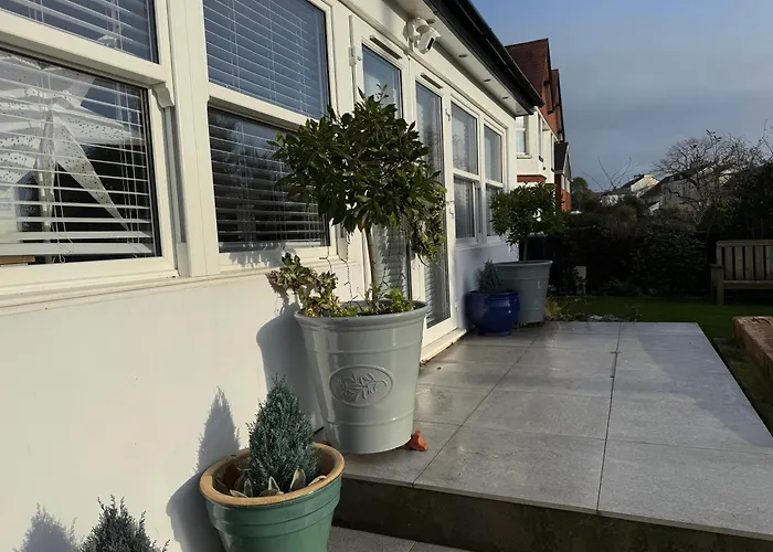 Raddenstile, Exmouth