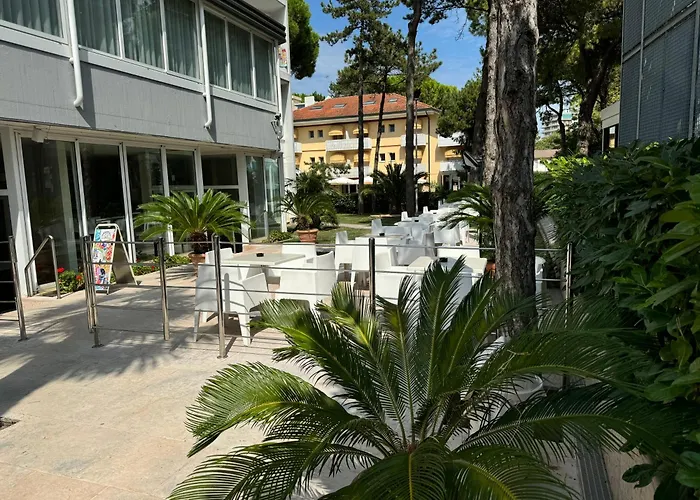 Hotel Carlton
