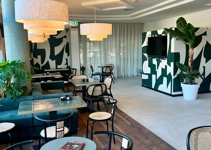 Hotel Ombra