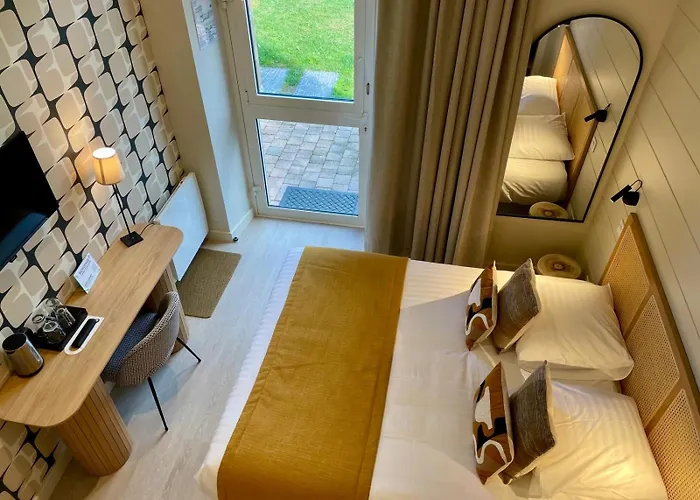Hotel Les Costans, The Originals Relais Perros-Guirec