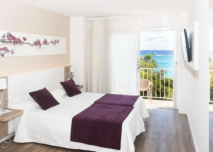 Hotel Brisa Marina (Adults Only) S'Illot 