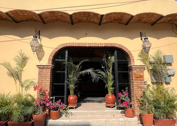Casa Botanica