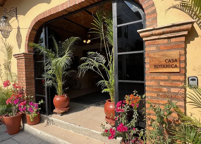 Casa Botanica