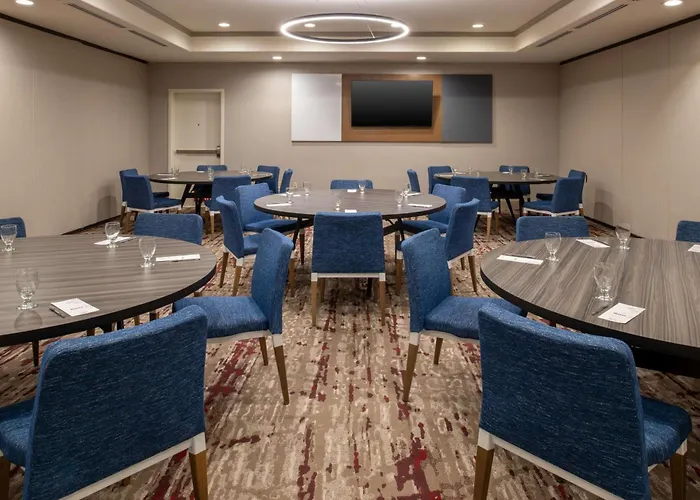 Hilton Garden Inn Fontana