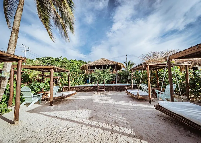 Namaste Beach Club & Hotel Playa de Punta Arena
