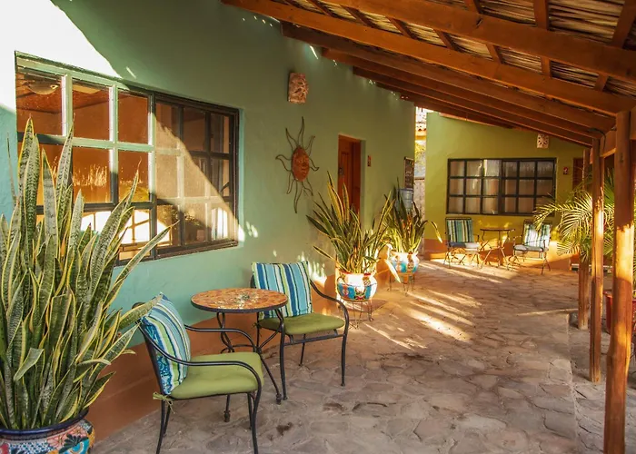 Iguana Inn