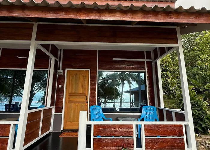 Ella'S Place Salang Tioman Kampong Ayer Batang