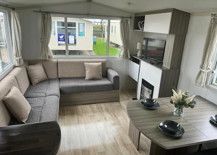 Lyons Winkups Holiday Park Ll22 9El