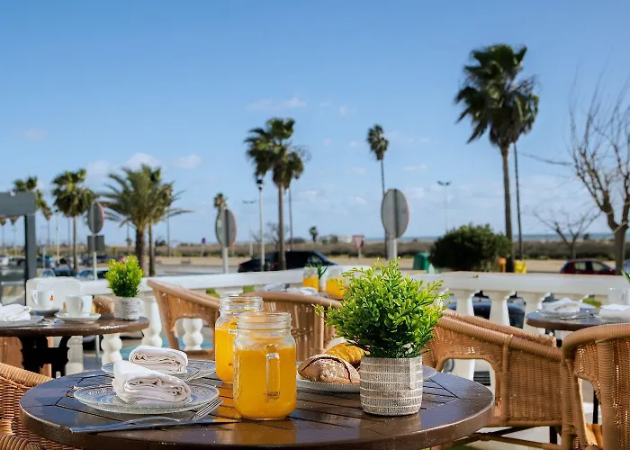 Hotel Playa Conil - Beachfront Studios & Suites Conil De La Frontera