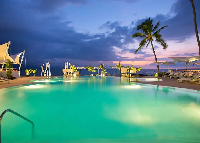 Krystal Grand Puerto Vallarta (Adults Only)