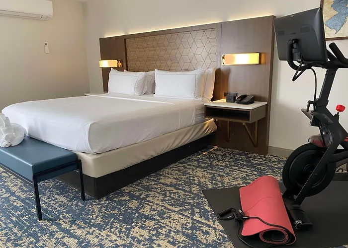 Doubletree By Hilton Tinton Falls-