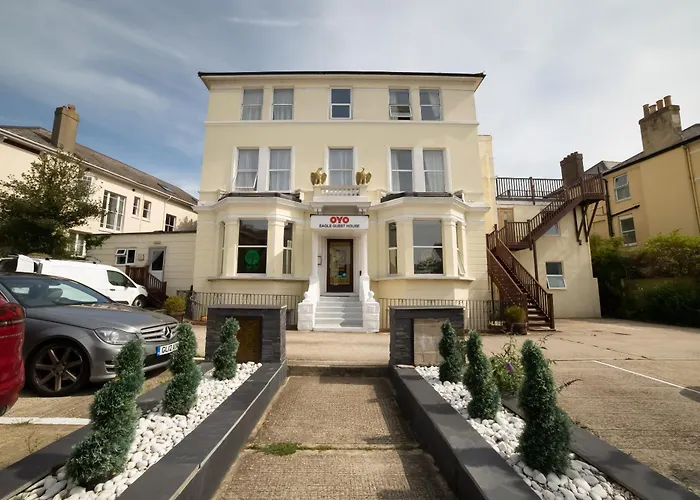 Oyo Eagle House , St Leonards Hastings