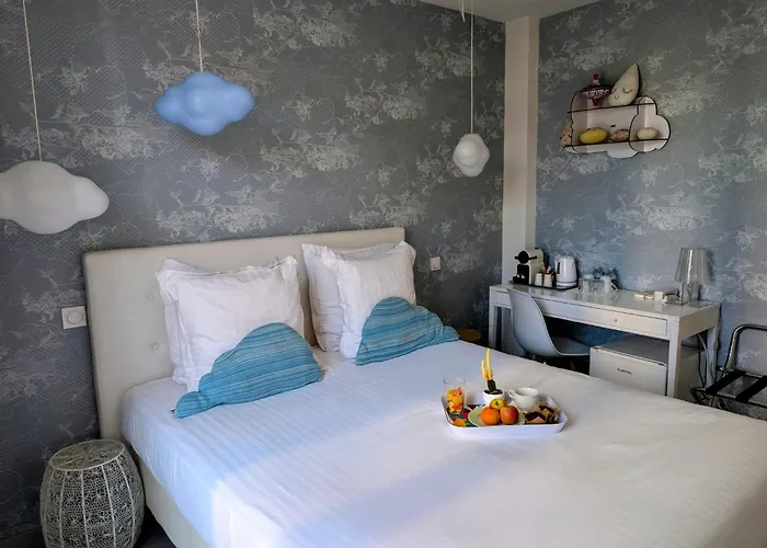 Hotel Mademoiselle Juan-les-Pins