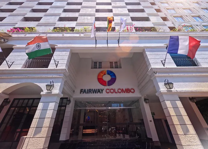 Fairway Colombo - Sri Lanka'S First Hotel With Robot Technology