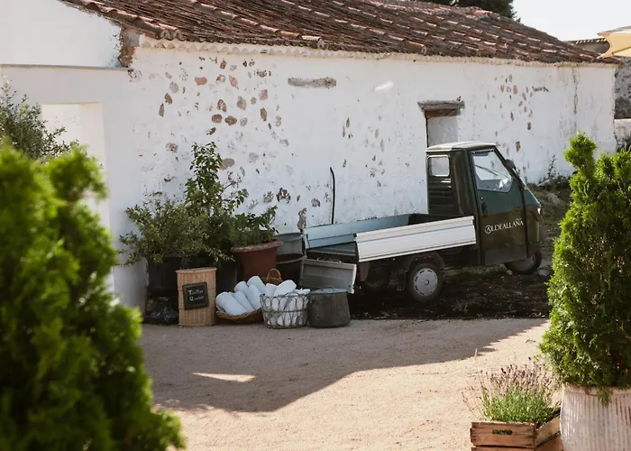 Hotel Caserio Aldeallana