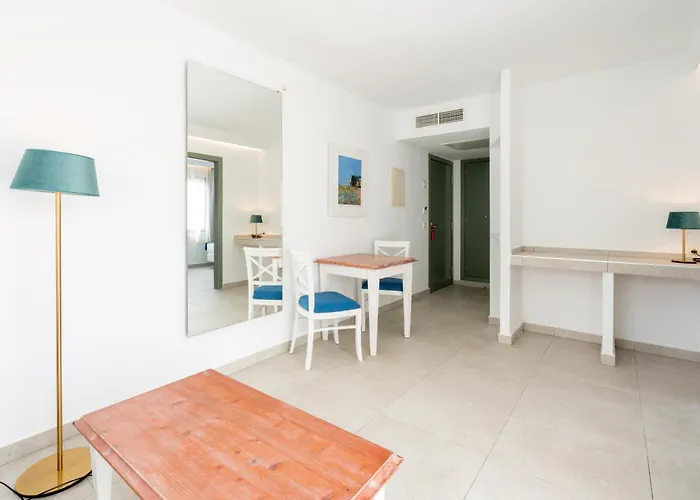 Guya Wave Hotel (Adults Only) Cala Ratjada 