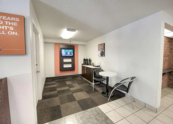 Motel 6-Branford, Ct - New Haven