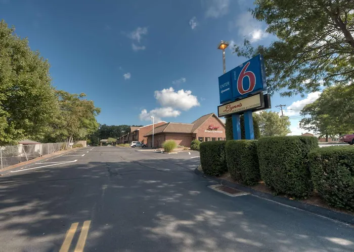 Motel 6-Branford, Ct - New Haven