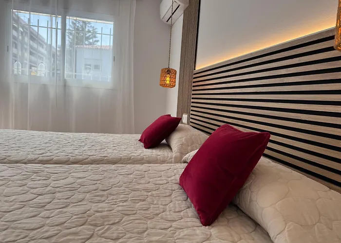 Rovior Rooms Calafell