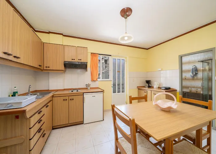 Remezzo Apartments Sami 