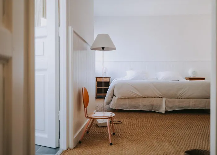 Rivage, Chambres et Table