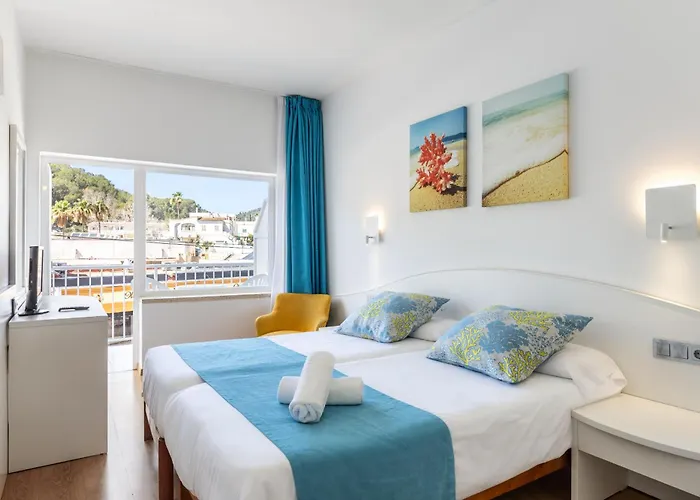 Hostal Neptuno Peguera